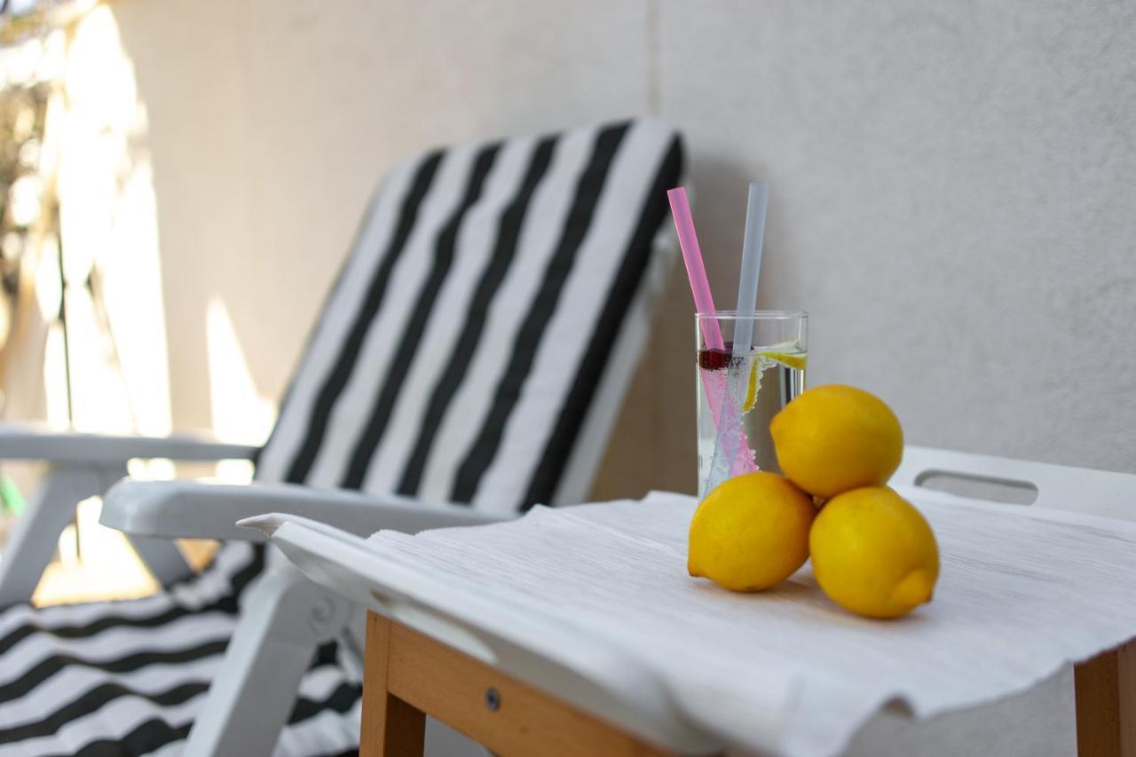 Seaside Guesthouse By Jr City Apartments Jadranovo Esterno foto